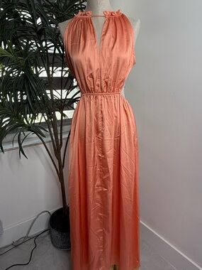 Garota Coral Dress Sleeveless Halter Maxi